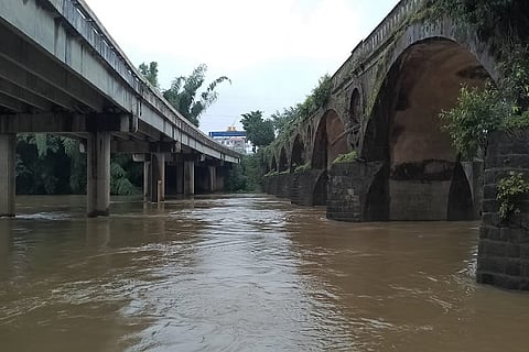 People's lives are chaotic for Varunarbhata