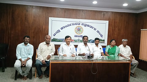 Valmiki Nayaka Sanga press conference Mandya