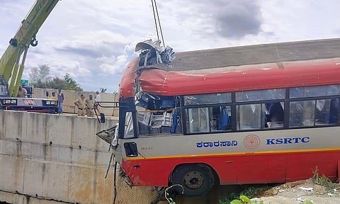 bus accident mandya