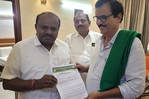 hd kumara swamy