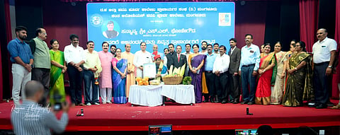 mng--28 July Boje gOwda sanmana