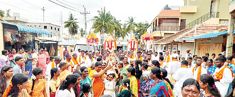 ಶ್ರೀ ಮಂಟೇಸ್ವಾಮಿ ಗದ್ದುಗೆಯಲ್ಲಿ ಧಾರ್ಮಿಕ ಕಾರ್ಯಕ್ರಮ