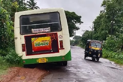 web - bus