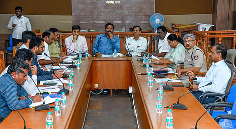 minister shivaraj tangadagi flood meeting koppal