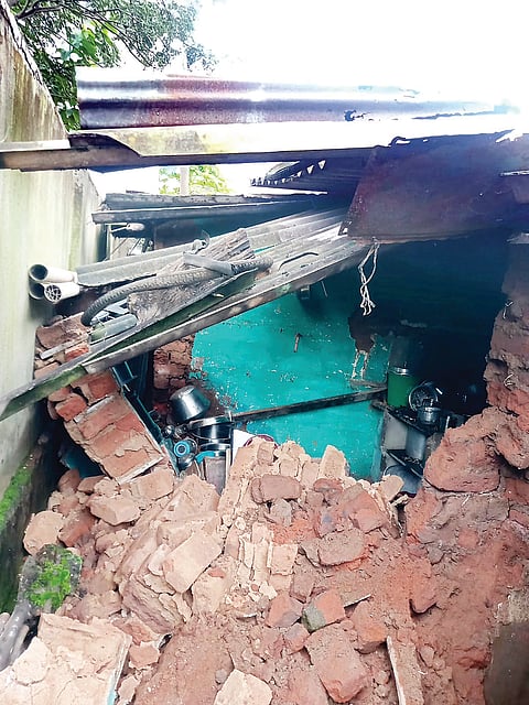 ಮನೆ ಗೋಡೆ ಕುಸಿದು ಹಾನಿ
