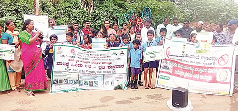 ಚನ್ನರಾಯಪಟ್ಟಣದಲ್ಲಿ ಆಯೋಜಿಸಿದ್ದ ಅಭಿಯಾನದಲ್ಲಿ ವಿವಿರ್ಧ ಶಾಲೆಯ ಮಕ್ಕಳು ಪಾಲ್ಗೊಂಡಿದ್ದರು. ಅನಿತಾ, ಪುಷ್ಪಾವತಿ, ನಿಂಗೇಗೌಡ, ಶಿವಲಿಂಗಯ್ಯ, ವಿಶಾಲಾಕ್ಷಿ, ಮಮತಾ,  ಪವಿತ್ರಾ ಇದ್ದರು.
