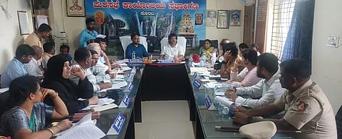 10sor4 purasabhe meeting