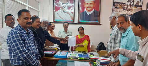 ಪ್ರೊ.ಮಾಧವ್ ಗಾಡ್ಗಿಲ್ ವರದಿ ಜಾರಿಯಾಗಲಿ:ಜಿಲ್ಲಾ ಪರಿಸರ ಕಾರ್ಯಕರ್ತರ ಸಂಘಟನೆ ಮನವಿ