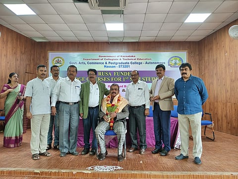 ಇಂಗ್ಲಿಷ್ ಭಾಷೆಗೆ ವ್ಯಾಕರಣ ಮುಖ್ಯ:ಡಾ.ವಿ. ಮಂಜುನಾಥ್ ಅಭಿಮತ