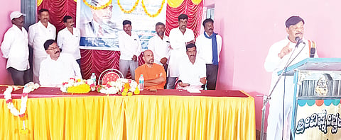 ಅಂಬೇಡ್ಕರ್ ವಿಚಾರಧಾರೆ ಅಳವಡಿಸಿಕೊಳ್ಳಿ