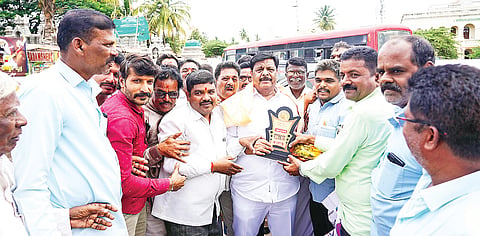 ಪತ್ರಕರ್ತರ ಭವನ ನಿರ್ಮಾಣಕ್ಕೆ ನೆರವು ನೀಡಲು ಮನವಿ