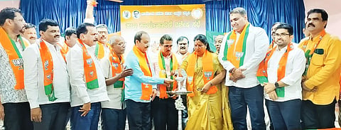27sirsi1 BJP MEETING