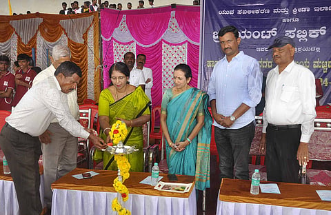 ರಾಜ್ಯಮಟ್ಟಕ್ಕೆ ಆಯ್ಕೆ ಆಗುವ ಮೂಲಕ ಜಿಲ್ಲೆಗೆ ಕೀರ್ತಿ ತರಬೇಕು: ಬಿಇಒ