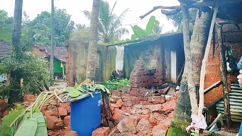 28mnd1 HOUSE COLLAPSED