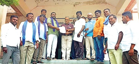 MANAVI