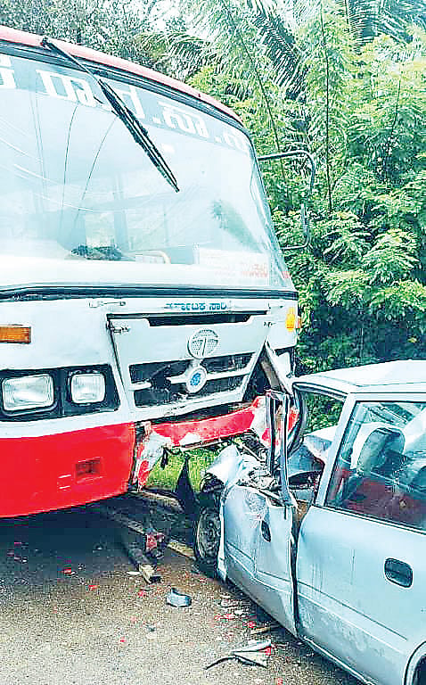 3ss1car bus accident