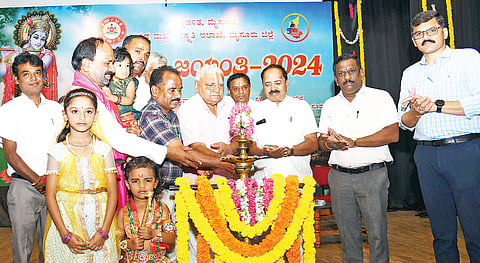 KRISHNA JAYANTHI HELD AT KIRU RANGAMANDIRA