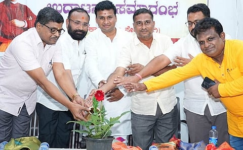 Aruivu Society-1