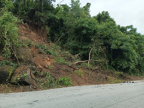 Baithkhole road closed