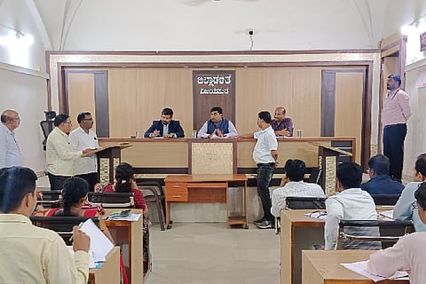 Conduct KAS exam transparently