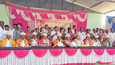Guruvandana-program-kowdle-village-mandya