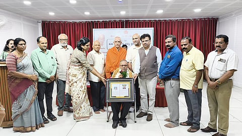 H. K. Rajegowda award presentation Mandya