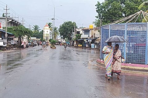 Hadagali Rain