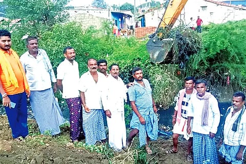 Harihara, Devarabelakere, canal, silt,