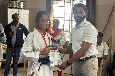 Ism_Karate