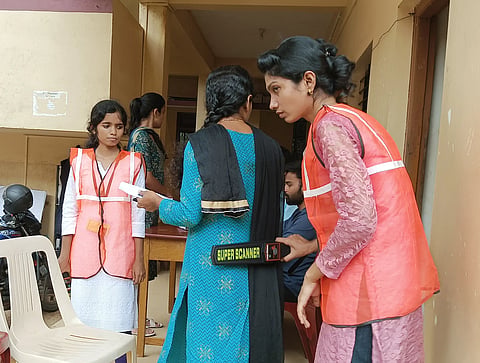 KPSC-EXAM-checking.