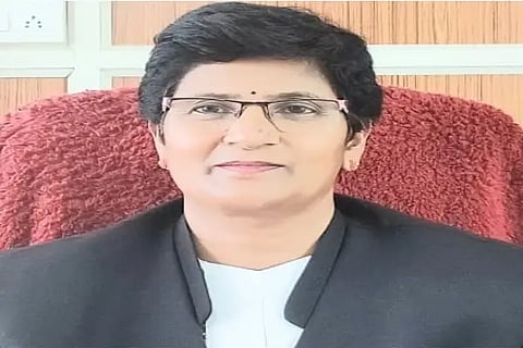 Lawyer saroja changolli