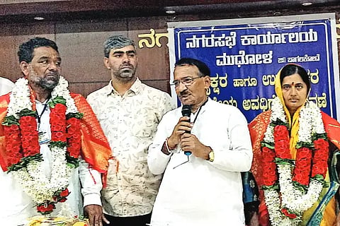 Mudhol Municipal Council in Congress fold