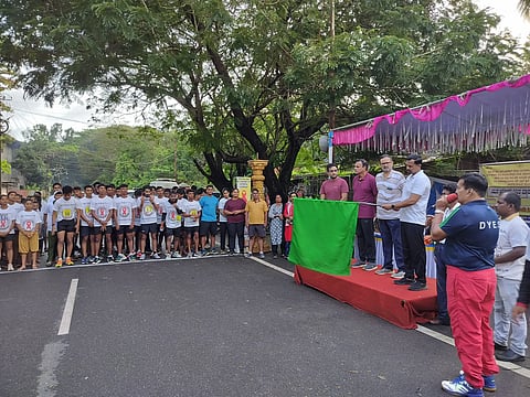 Red ribbon run