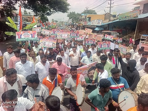 Rural_Cong_Protest