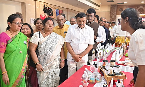 Sudhee_10_Sahakari_Santhe_Inaug_@_NR_Colony-8