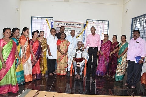 Vachana_Sahitya_Award