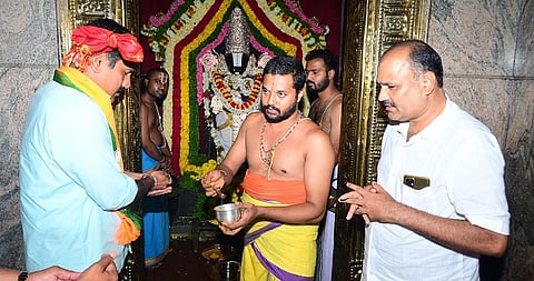 Vijayendra Vijayendra had darshan of Lord Sri Kalyana Lakshmi Venkataramana Swamy on Saturday