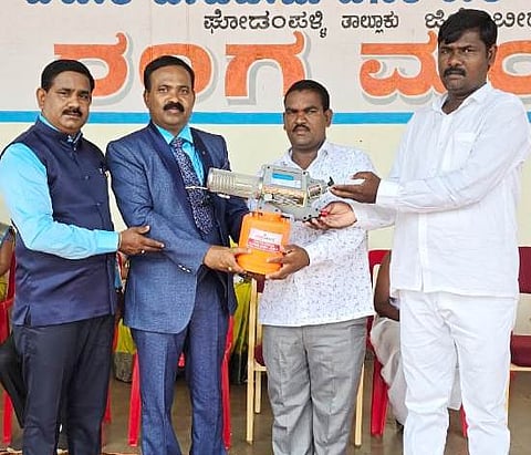 dinada chitra