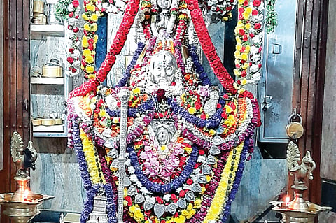 dvg-rayaru-kB-badavane.jpg