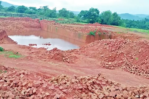 kempu kallu