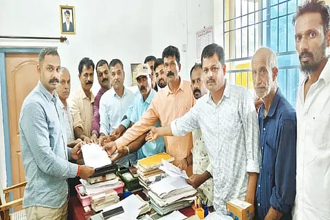 kls manavi