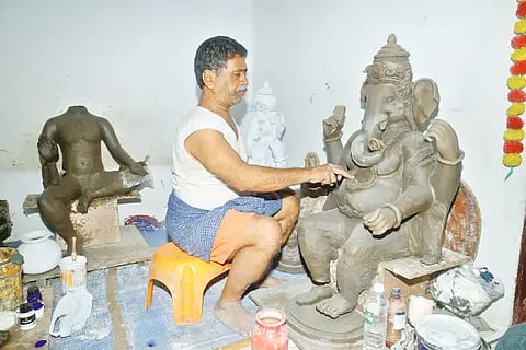 kumbara gundi Artist ganeshappa