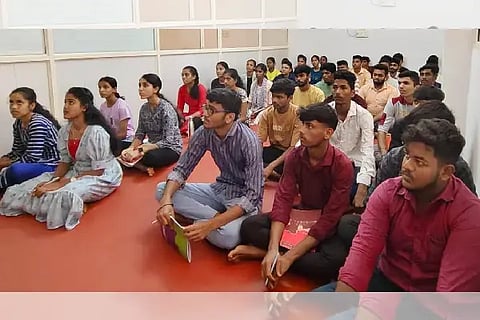mahiti shibira