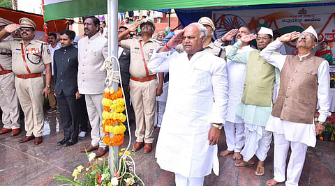 minister Flag day