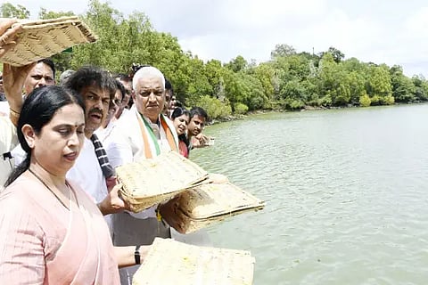 minister laxmi hebbalkar bagina arpane