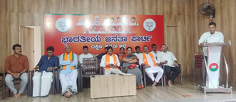 mng-28aug-bjp