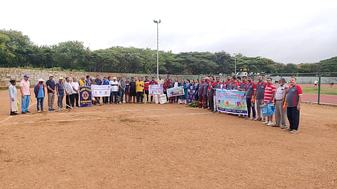 ಜಿಲ್ಲಾ ಕ್ರೀಡಾಂಗಣದಲ್ಲಿ ಸ್ವಚ್ಛತಾ ಕಾರ್ಯಕ್ರಮ