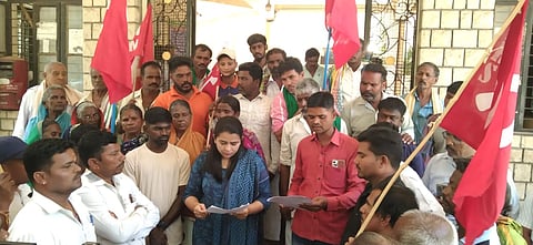 19 MANJU 03