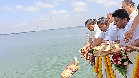 ಎಚ್.ಡಿ.ಕುಮಾರಸ್ವಾಮಿ ಉಲ್ಲೇಖಿಸಿ ಸಚಿವ ಕೆ.ಎನ್.ರಾಜಣ್ಣ ವಾಗ್ದಾಳಿ