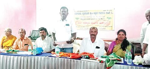 ಸದಸ್ಯರಿಗೆ 52 ಲಕ್ಷ ರೂ. ಸಾಲ ವಿತರಣೆ